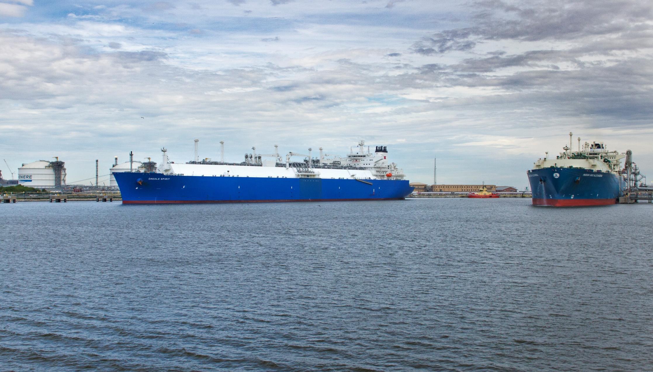 United States' LNG exports slip in April