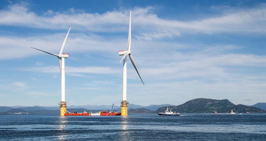 Floating wind turbines and vessels at sea