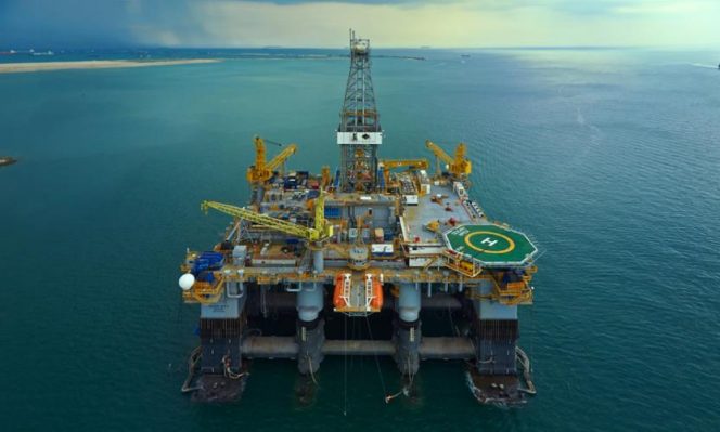Ocean Apex drilling rig