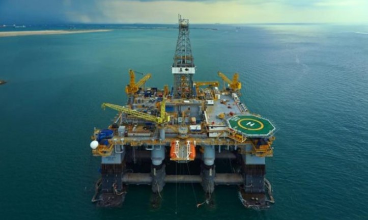 Ocean Apex; Source: Diamond Offshore BP Ironbark