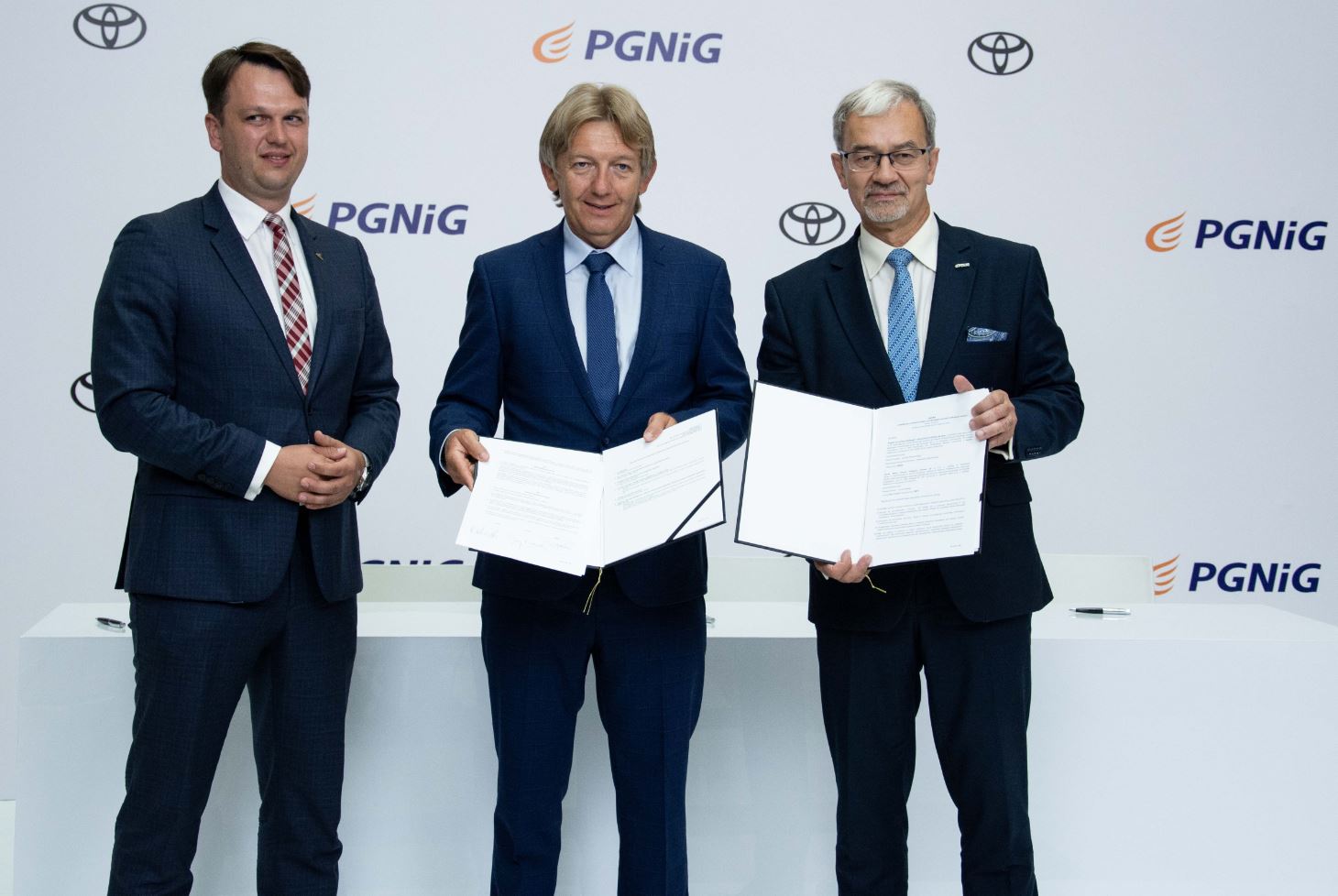 PGNiG inks hydrogen deal with Toyota