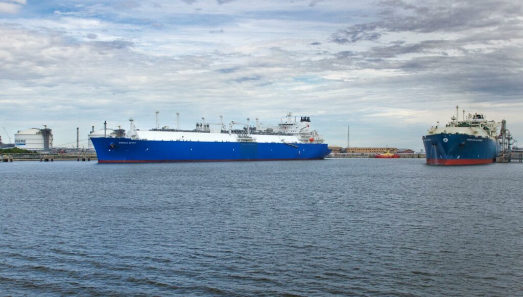 Cheniere reports no Hurricane Laura damage to Sabine Pass LNG