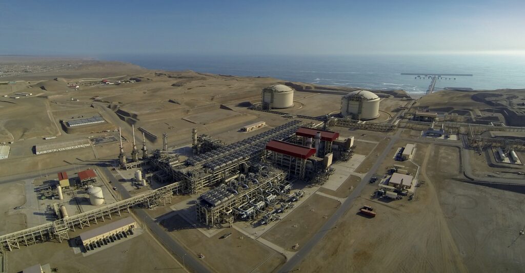 Peruvian LNG exports dip in August