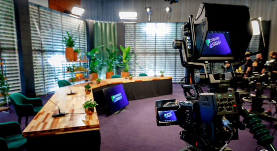 Offshore Energy and Navingo Career Event studio with cameras in the background