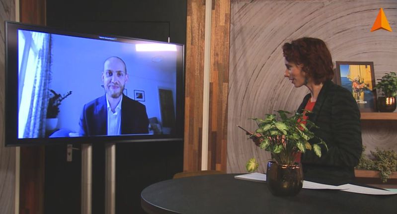 Screenshot of Chris Fox, Head of Europe and Offshore at the UK Department for Business, Energy and Industrial Strategy, at the Energy Plaza