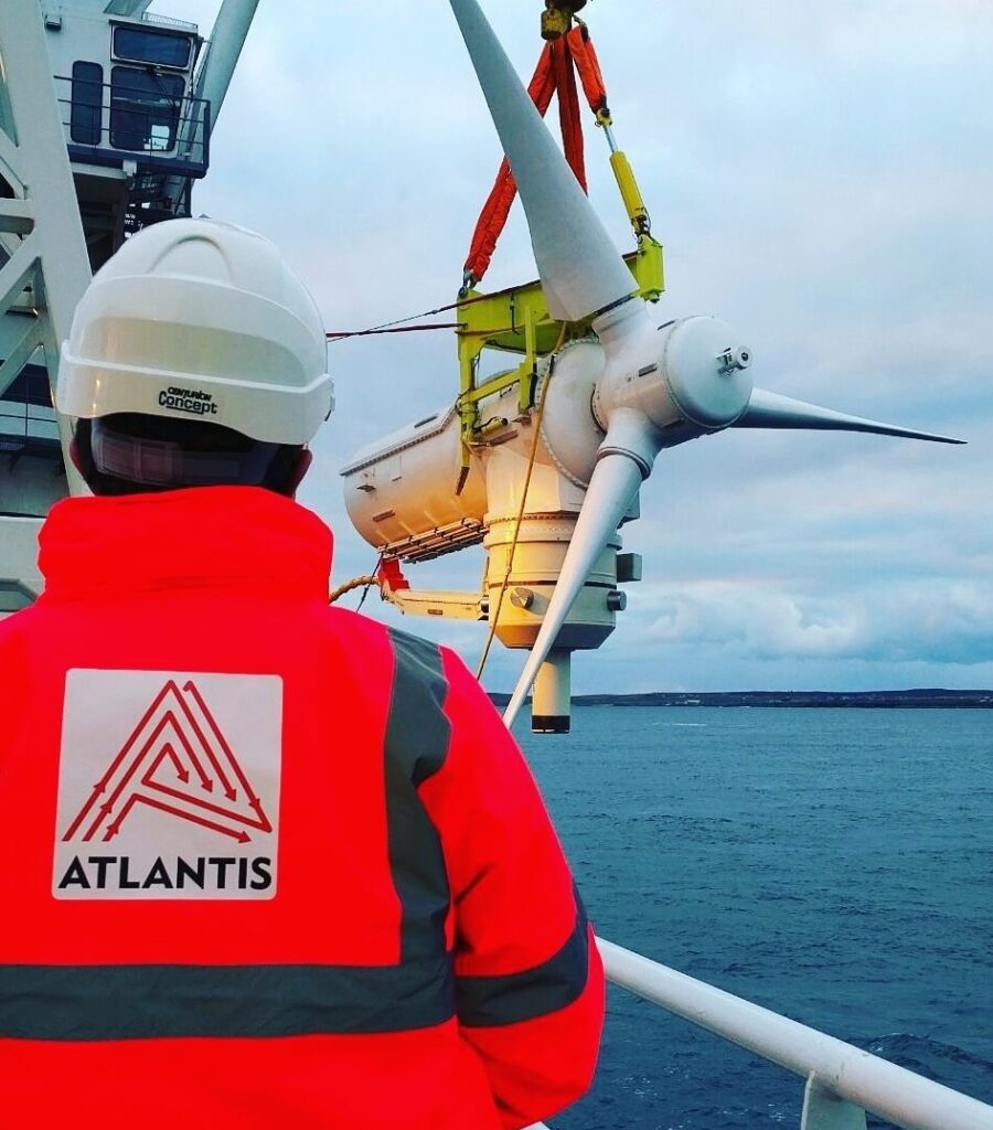 A photo of Andritz Hydro Hammerfest turbine being installed at MeyGen (Courtesy of Simec Atlantis Energy)