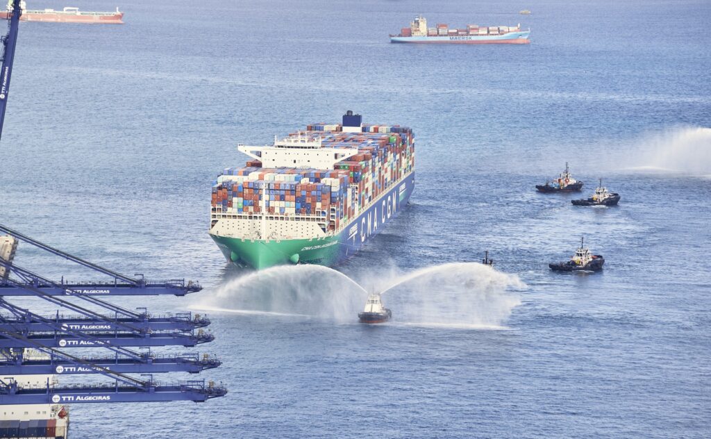 EU backs Port of Algeciras LNG bunkering vessel