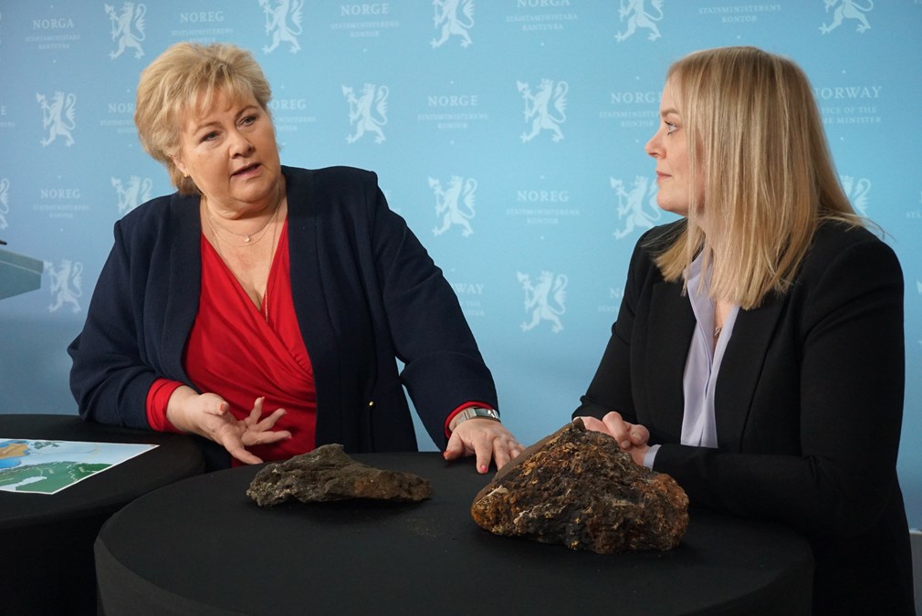 Prime Minister Erna Solberg (left) and Minister of Petroleum and Energy Tina Bru; Source: Government of Norway