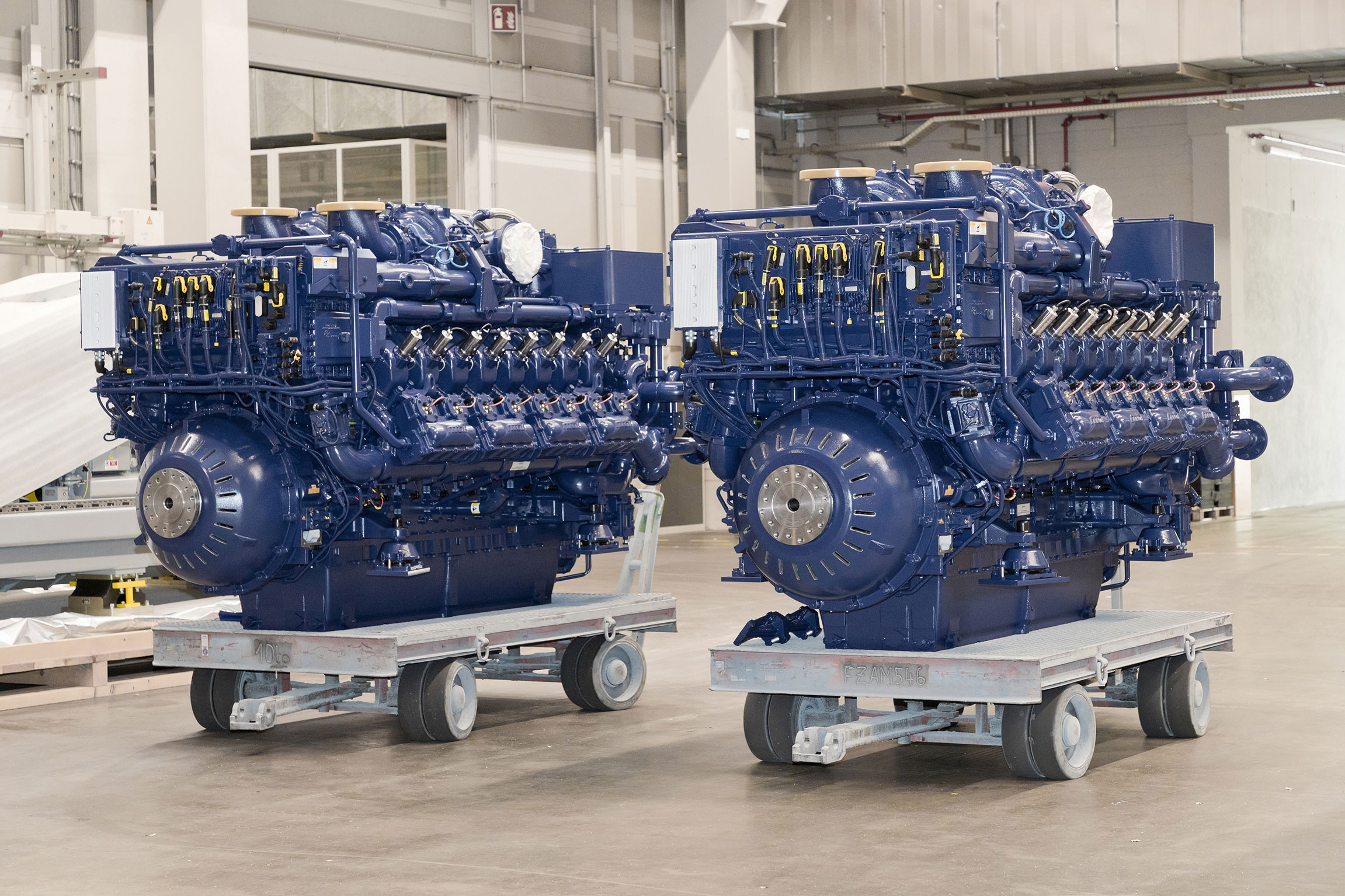 Rolls-Royce engines picked for world's first LNG-hybrid tug