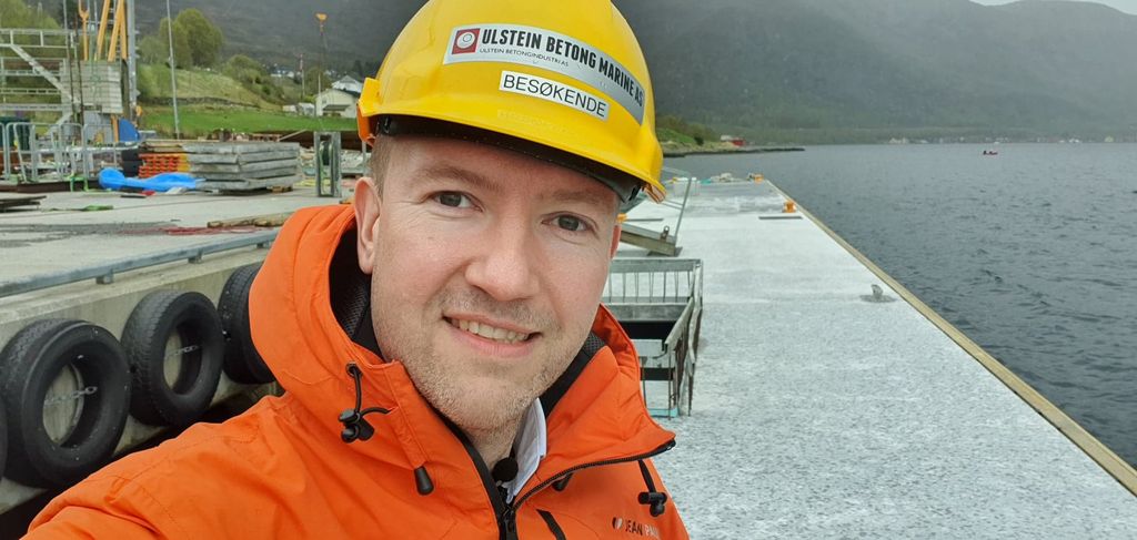 Photo of Geir Arne Solheim on the deck of the Powerpier (Photo by frequency.no/Supplied by Geir Arne Solheim )