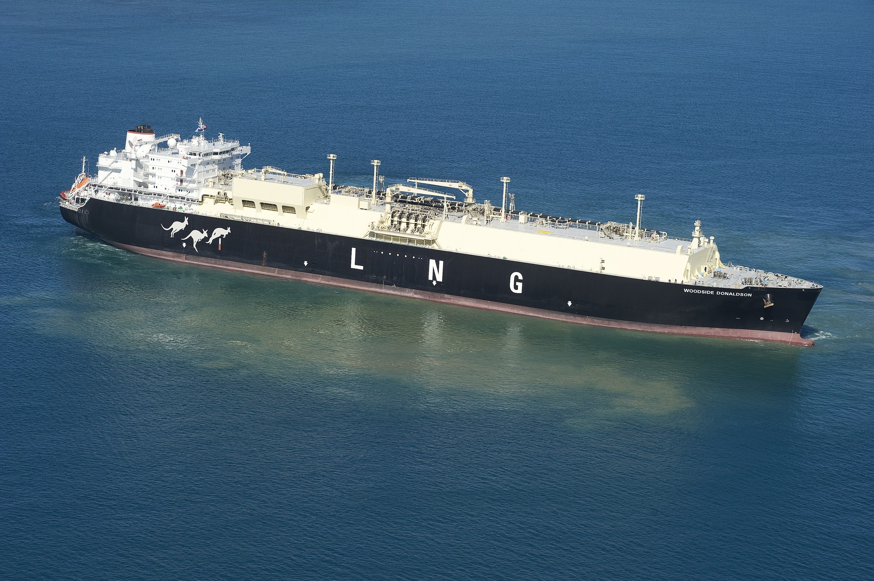 Australian LNG exports down 25 percent in 2020