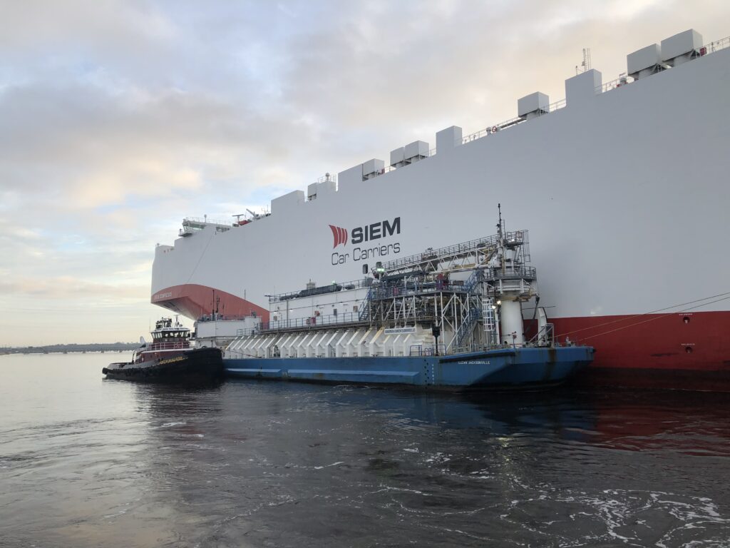 JAXPORT marks LNG bunkering milestone