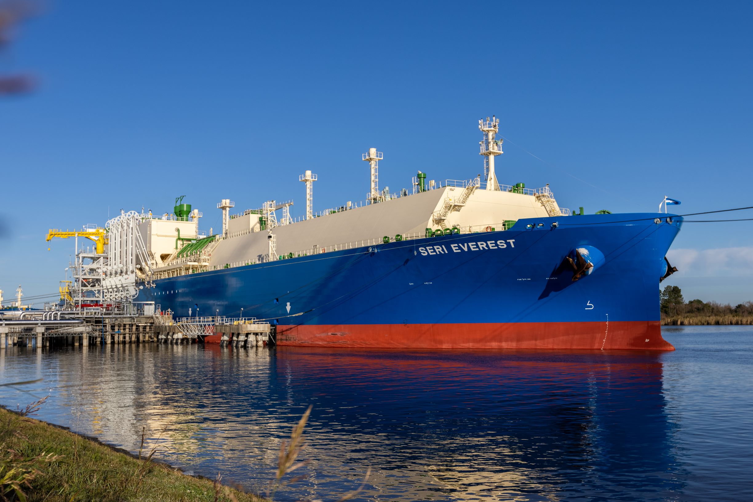 MISC's Seri Everest delivers ethane cargo in China