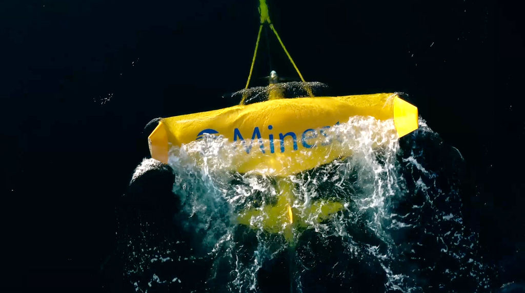 Photo of Minesto's tidal energy converter DG100 being towed out to the Vestmannasund site, Faroe Islands (Courtesy of Minesto)