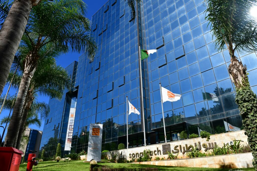 Eni and Sonatrach strengthen energy cooperation
