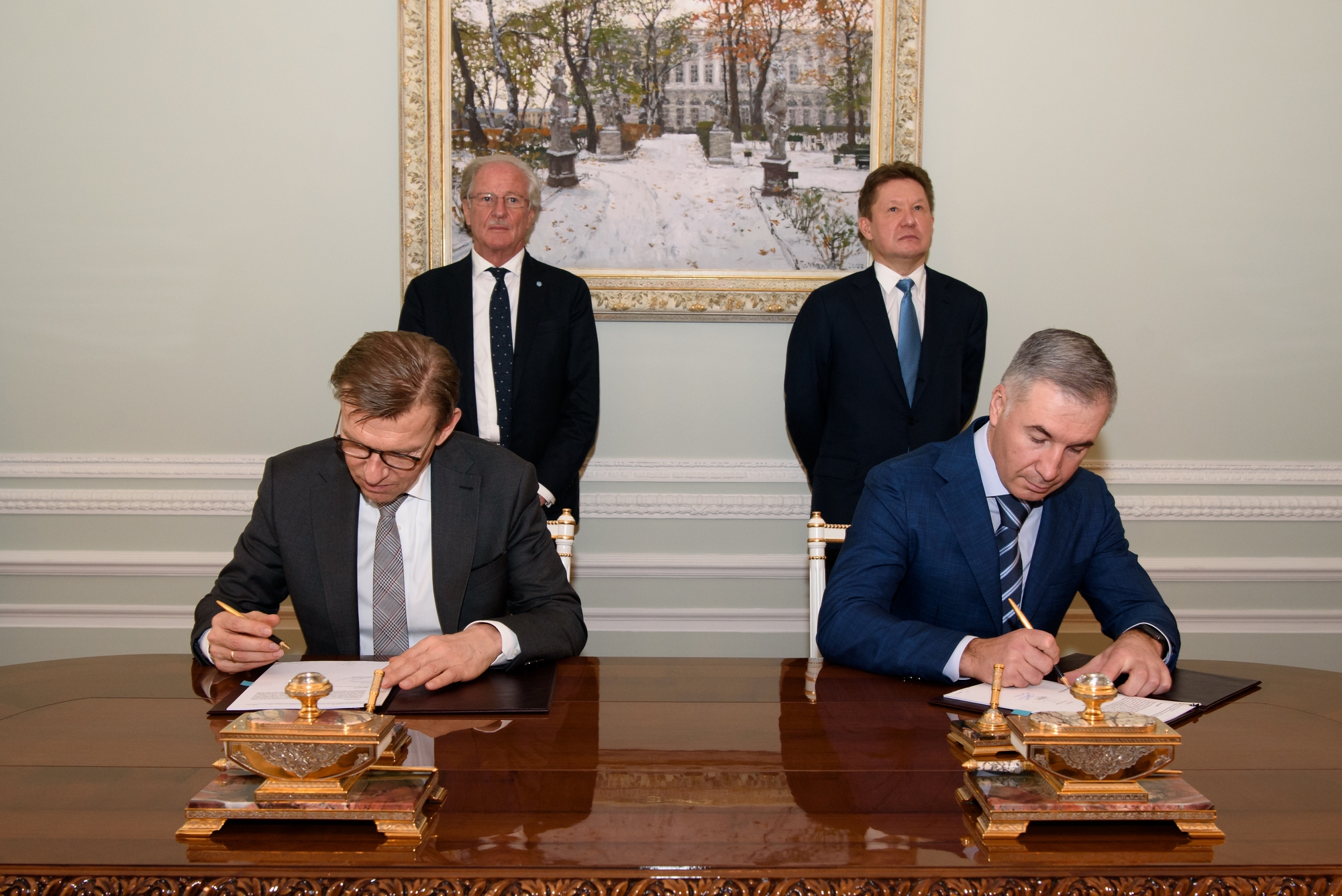 Gazprom, Linde in Ust-Luga complex deal