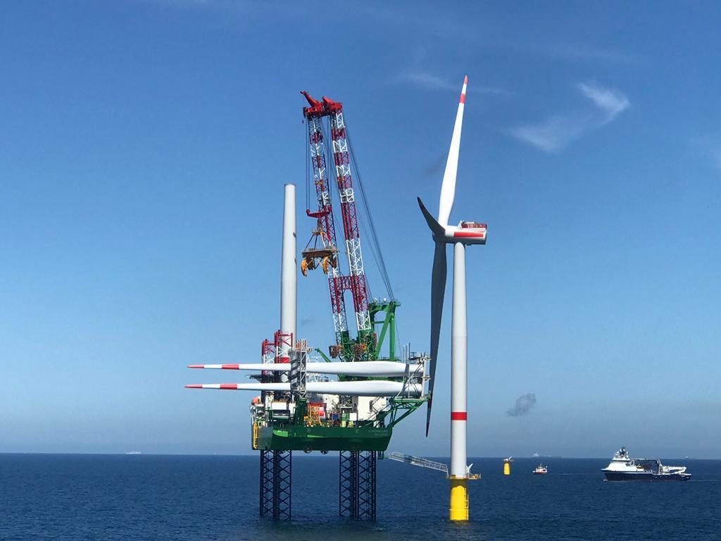 Apollo vessel installing first SeaMade wind turbine