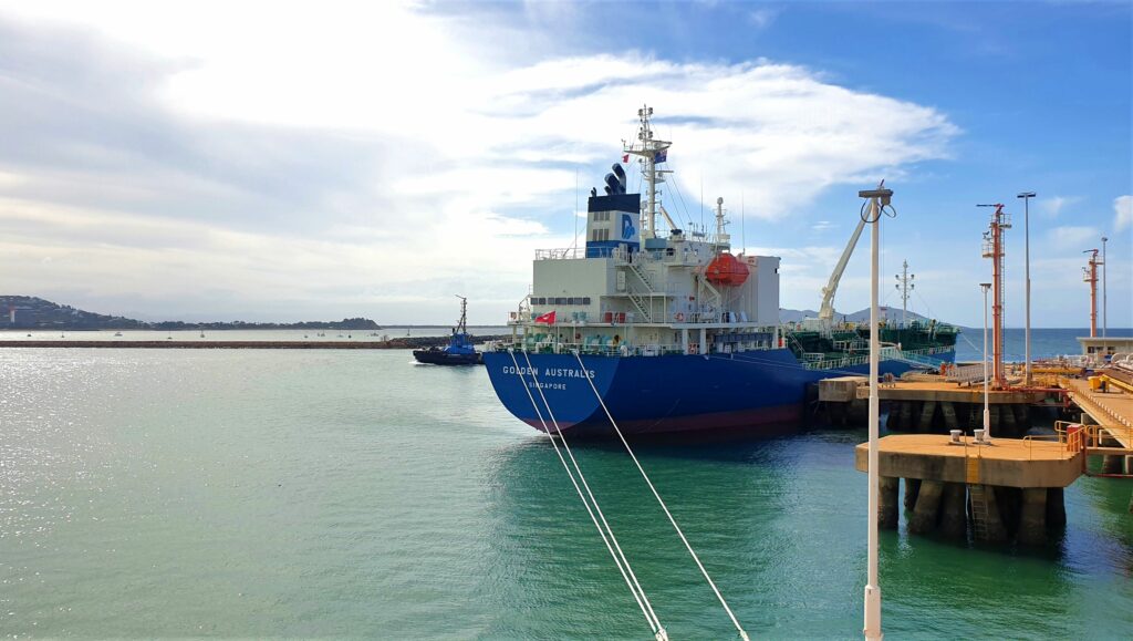 Origin, Port of Townsville sign hydrogen MoU