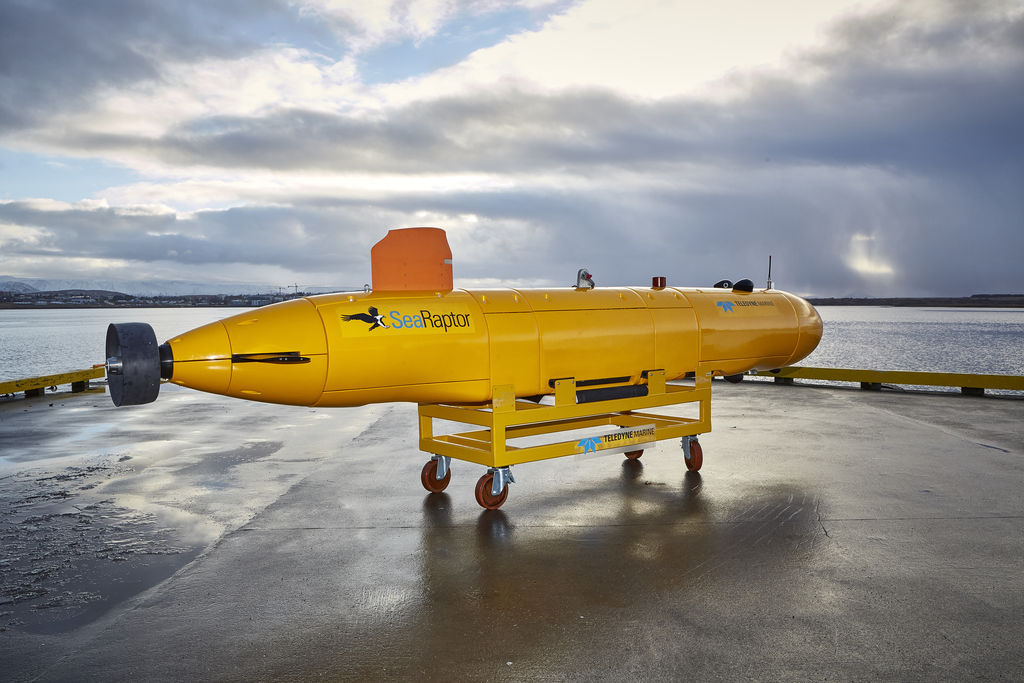 Photo showing SeaRaptor 6000 deep-water AUV (Courtesy of Argeo)