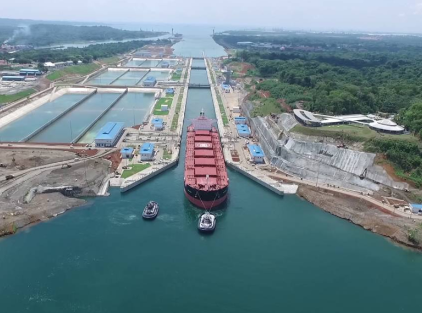 Bulker passing through the Panama Canal