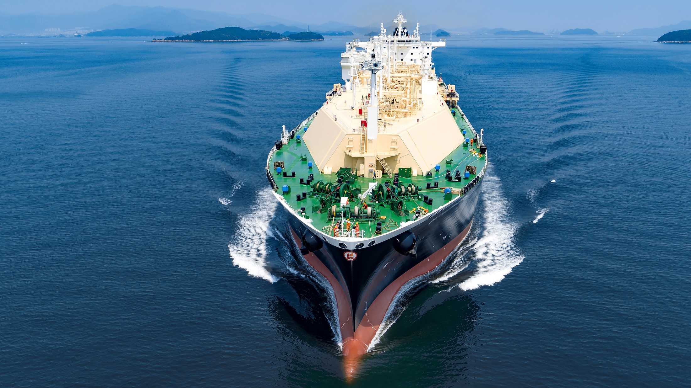 Pavilion and BP sign LNG supply deal for Singapore
