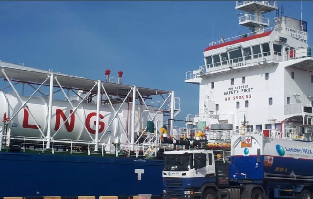 Pavilion Energy wraps up milestone LNG bunkering in Singapore