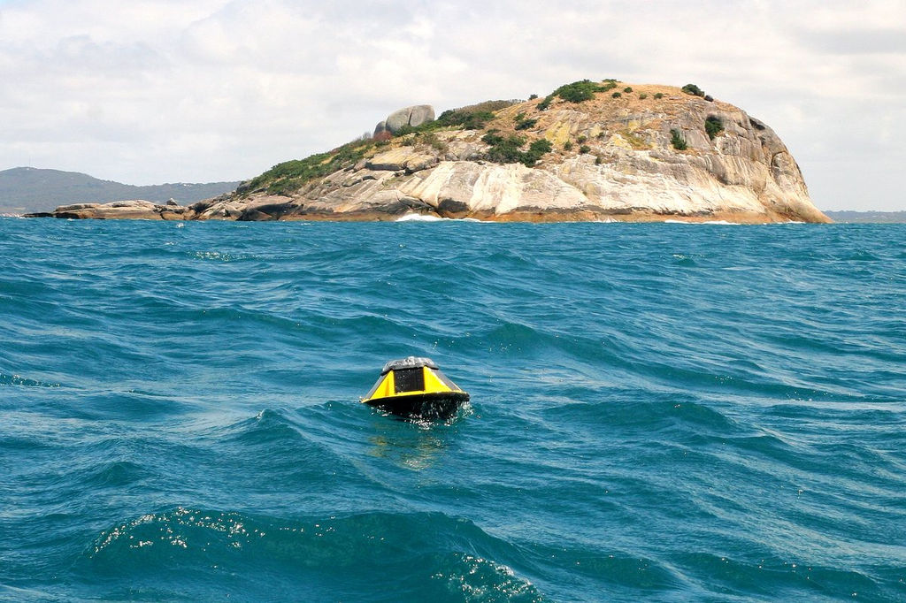 Photo showing Sofar Ocean wave buoy at King George Sound, Albany (Courtesy of Wave Energy Research Centre)