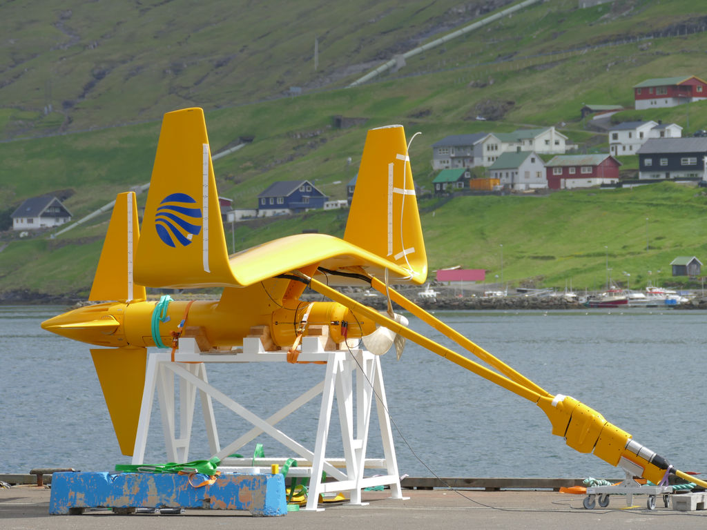 Photo showing Minesto's DG100 tidal kite in Faroe Islands (Courtesy of Minesto)