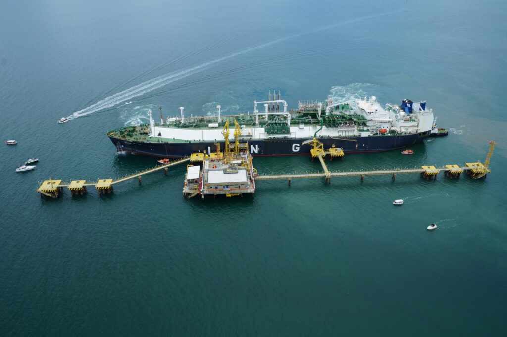 Petrobras leases Bahia LNG terminal to Excelerate Energy