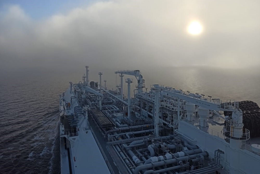 Sovcomflot; FSRU Marshal Vasilevskiy wraps up first LNG cargo loading