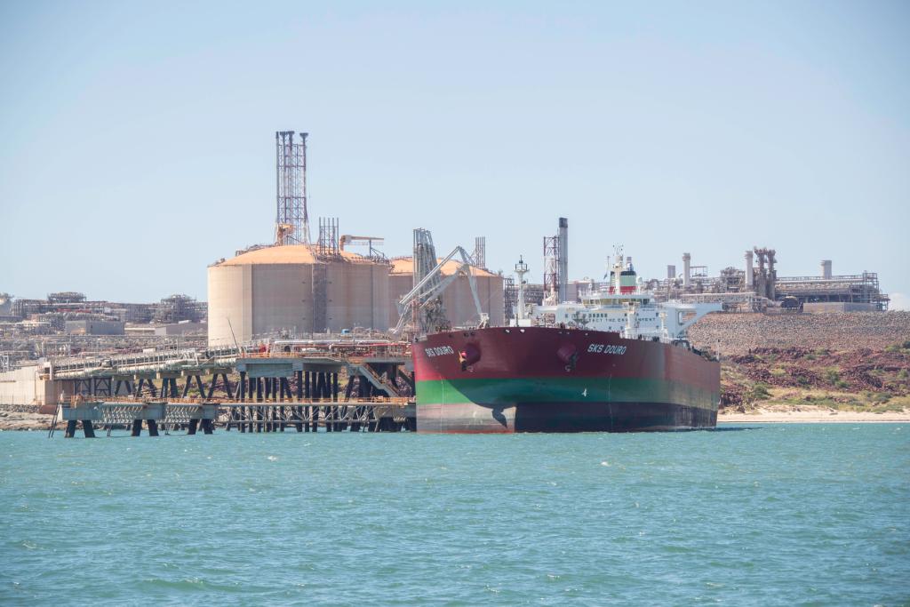 Woodside extends Worley agreement for services to Pluto LNG