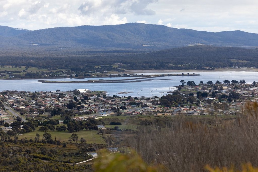 Origin Energy and J-POWER team up on green ammonia in Tasmania