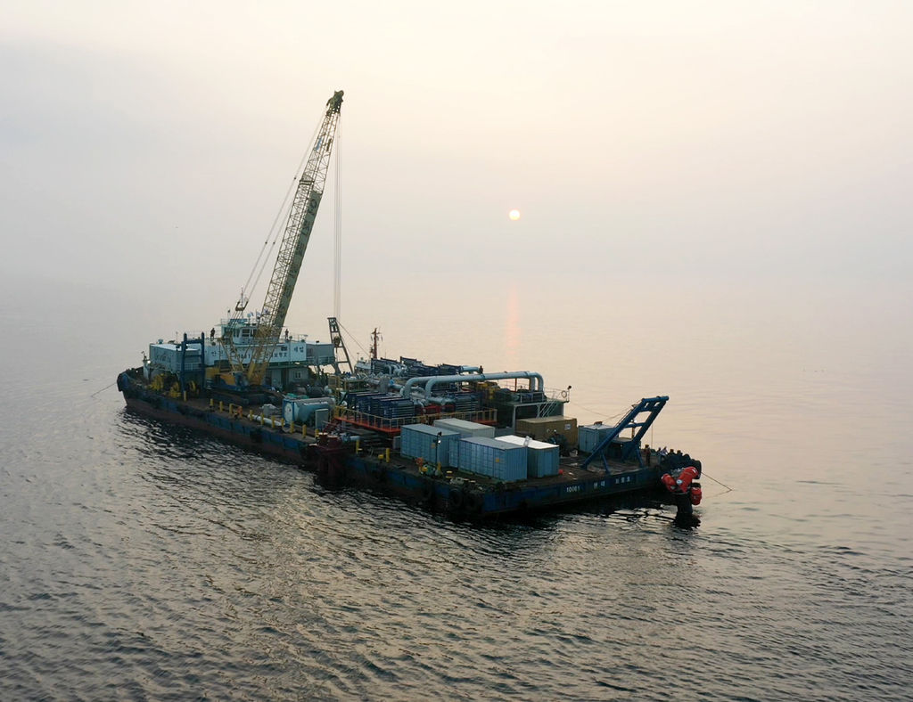 Photo showing South Korea’s ‘K-OTEC1000’ floating OTEC plant deployed in 2019 (Courtesy of IEA-OES)