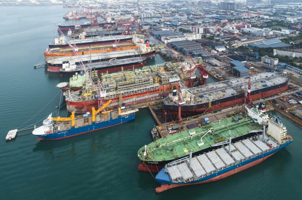 Keppel scores LNGC to FSRU conversion gig