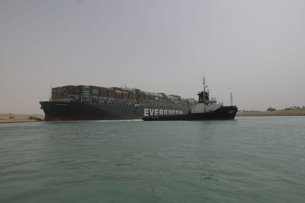 Suez Canal lowers rabat tolls of LNG carriers