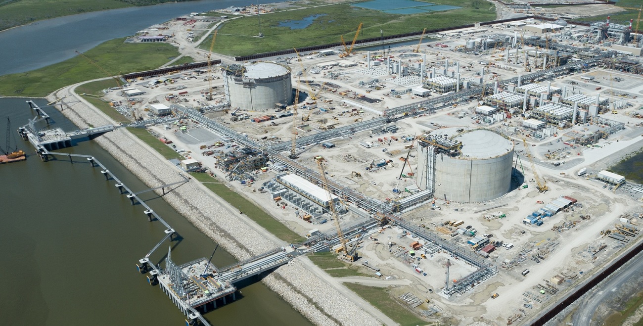 LNG tanker comes for 1st export cargo from Calcasieu Pass
