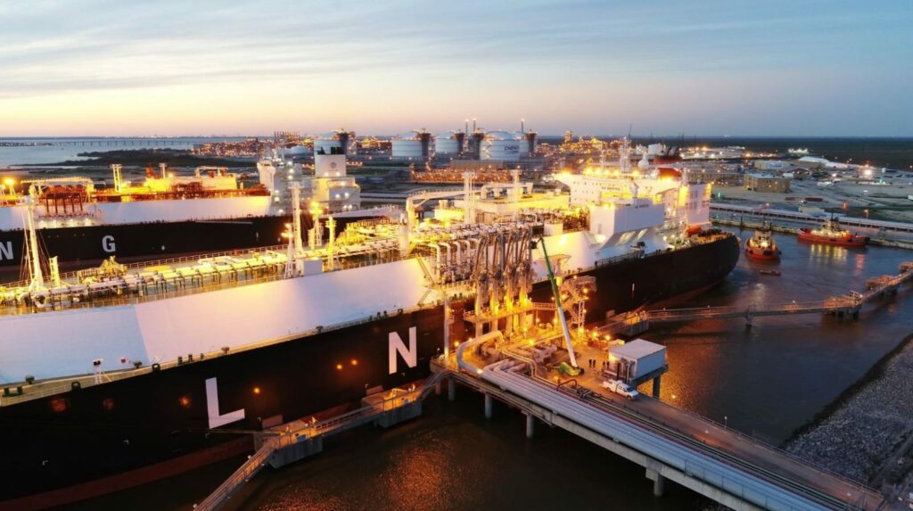 EIA: US weekly LNG exports up by five vessels