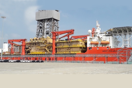 Polaris drillship; Courtesy of Hambantota International Port