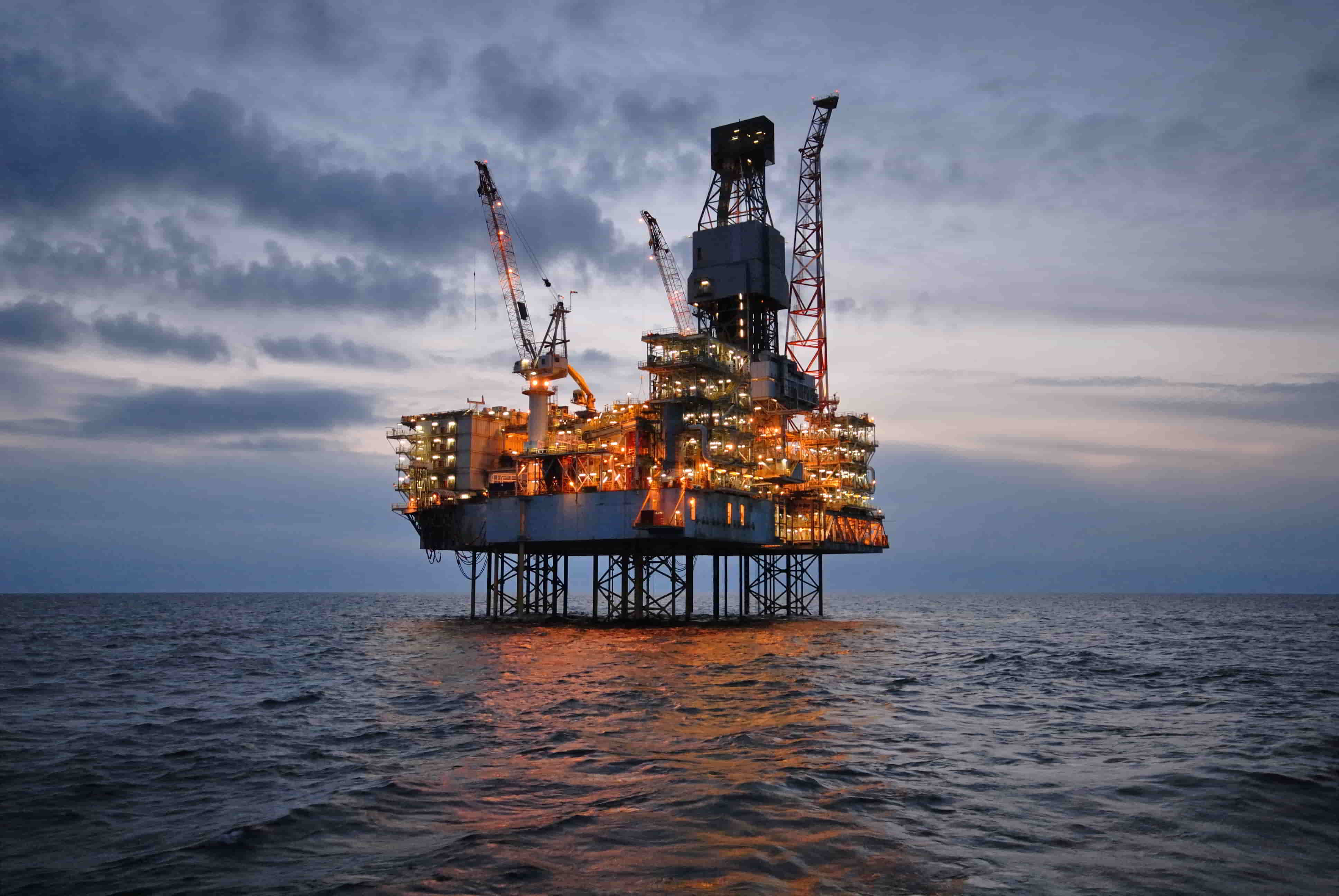 Lukoil adds more acreage in Caspian Sea after closing Petronas deal