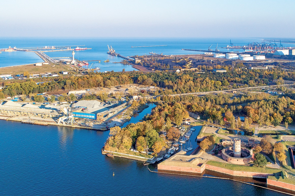FSRU ; PGNiG shows interest in FLNG terminal in Gdansk
