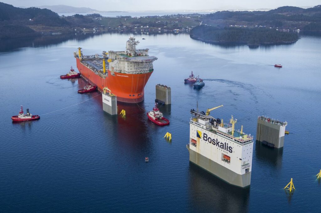 Johan Castberg FPSO float off; Credit: Jan Arne Wold & Roar Lindefjeld; Copyright: Equinor