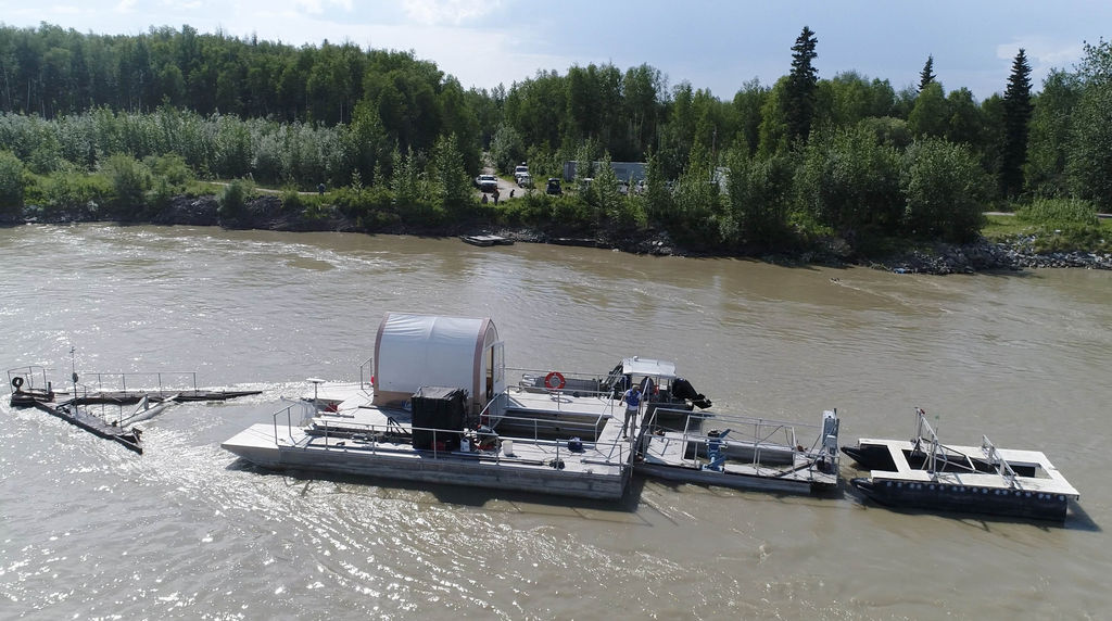 Tanana River test site in Alaska (Courtesy of UAF; ACEP/Photo by Amanda Byrd)