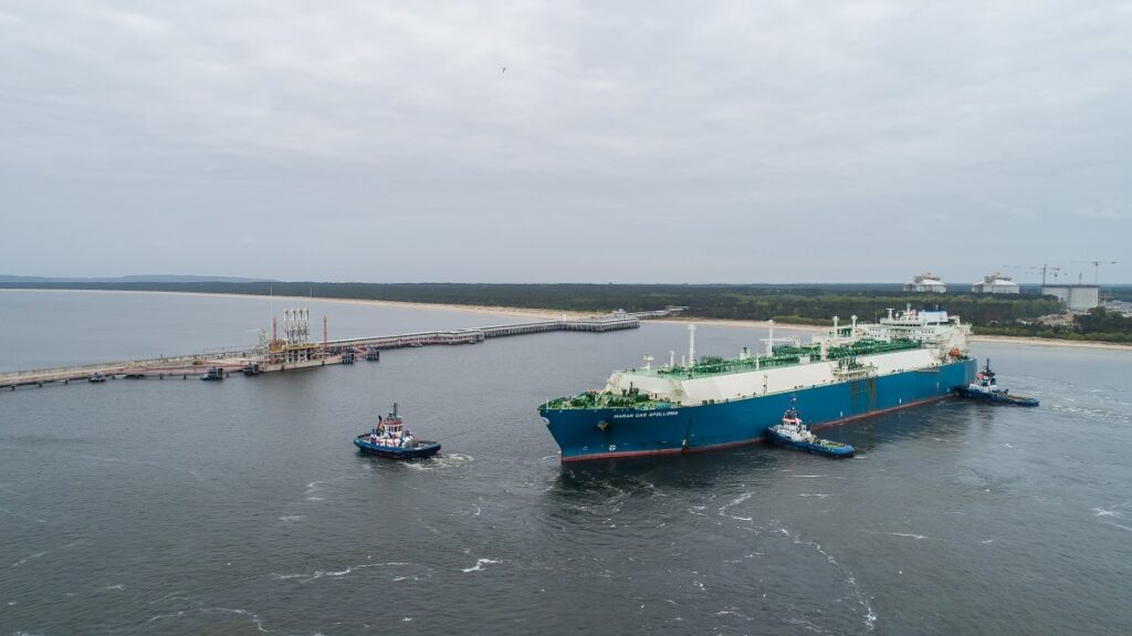 First cargo of LNG delivered by PGNiG-chartered vessel