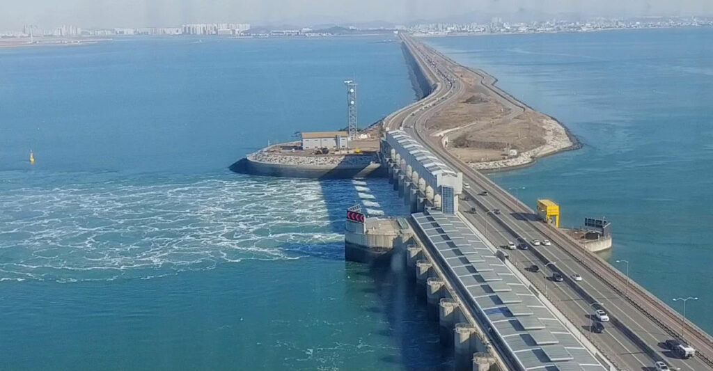 Sihwa Tidal Power Plant (Screenshot/Source: YouTube)