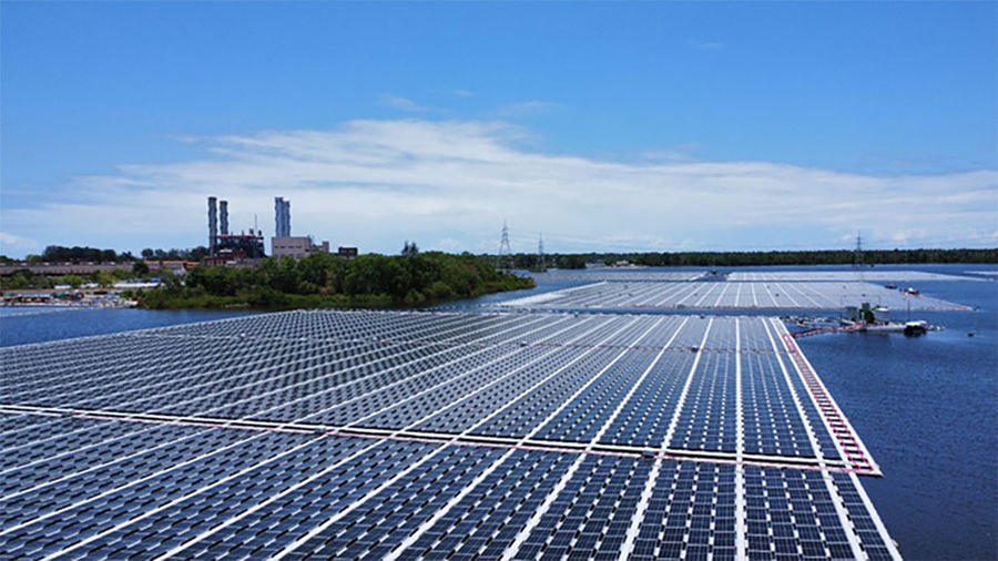 Floating solar power plant (Courtesy of Tata Power Solar)