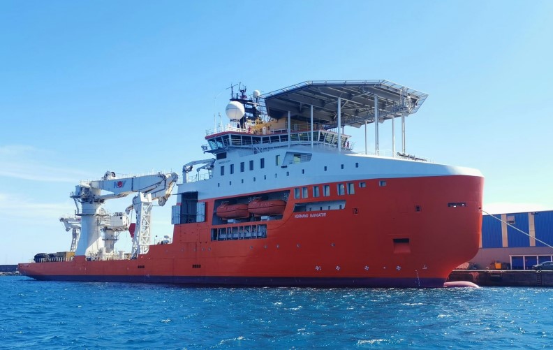 New contracts for four Solstad subsea construction vessels