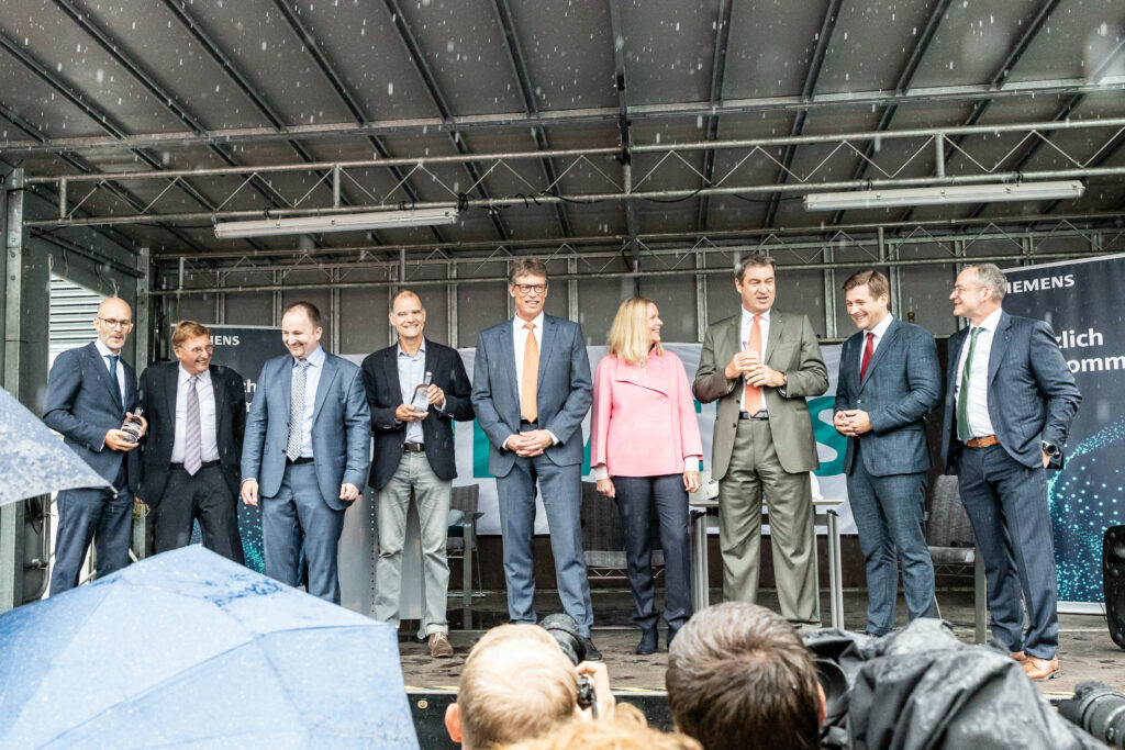 Siemens commissions green hydrogen plant in Wunsiedel