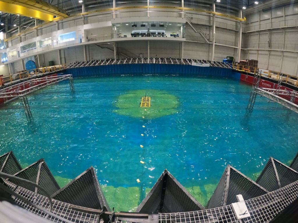 Arrecife Energy’s wave device under trials at IHCantabria (Courtesy of EuropeWave project)