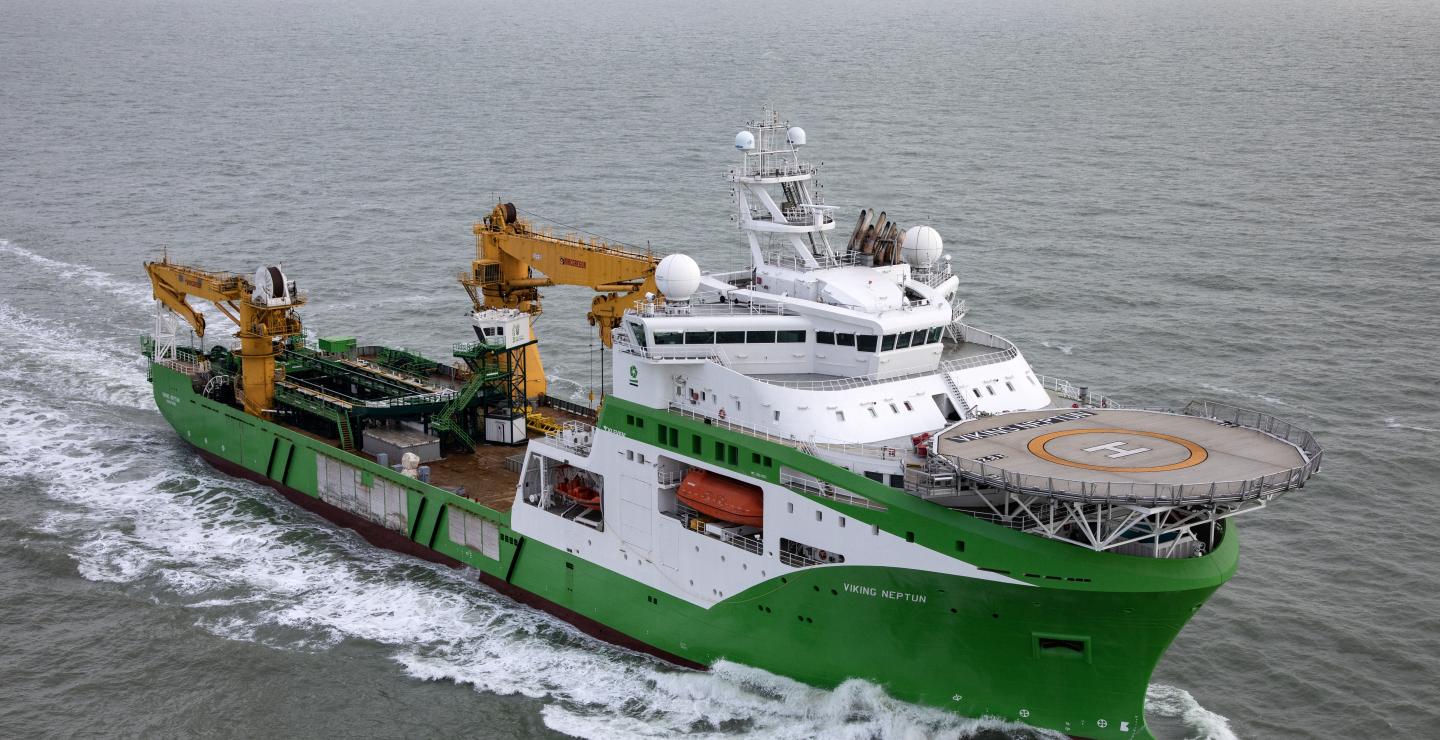 Eidesvik and DEME shake hands for ship management agreement extension
