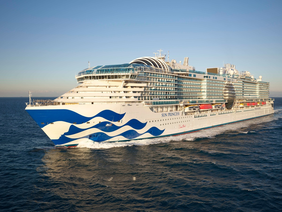 LNG-powered Sun Princess, largest ship ever built in Italy, delivered